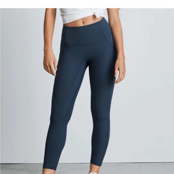 Everlane Pants - Everlane Performance Pocket 25” Legging Sz L